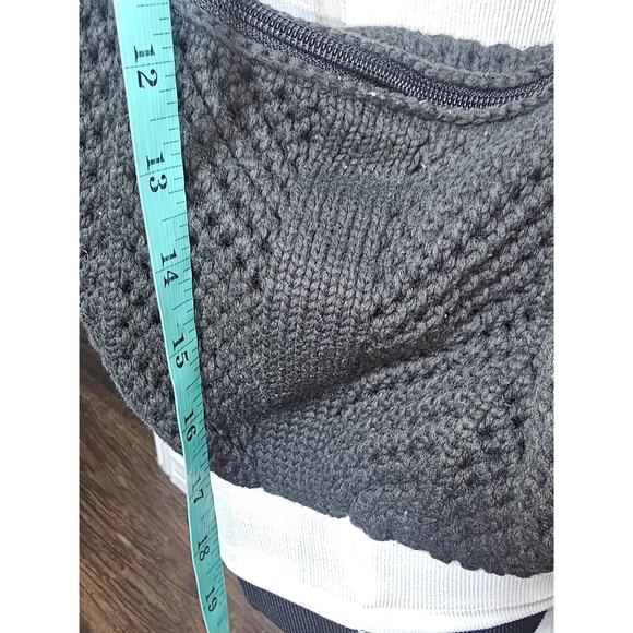 Black Macrame Purse With Strap And Handles - Picture 6 of 9